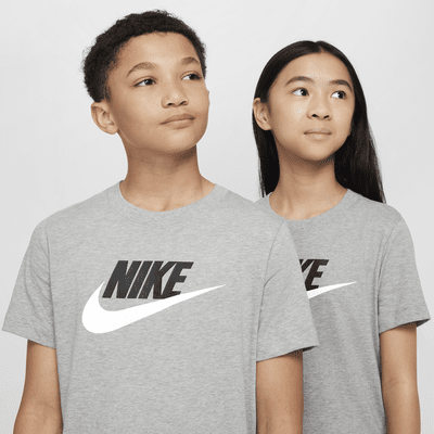 Nike Sportswear Older Kids' T-Shirt