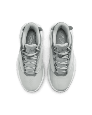Jordan Max Aura 4 Big Kids' Shoes. Nike.com