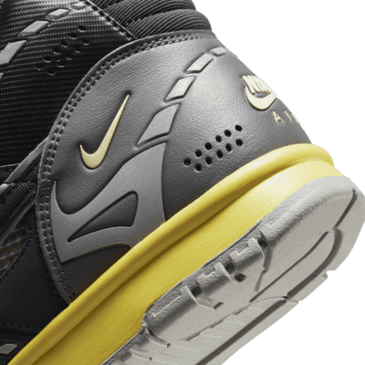 nike sportswear cross trainer