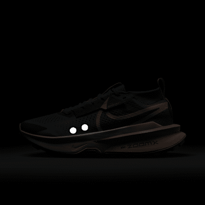 Nike Zegama 2 Arazi Tipi Kadın Koşu Ayakkabısı
