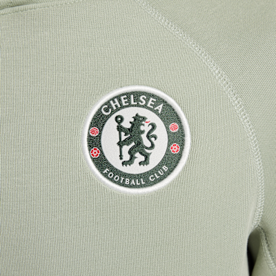 Chelsea F.C. Tech Older Kids' (Boys') Nike Football Fleece Pullover Hoodie