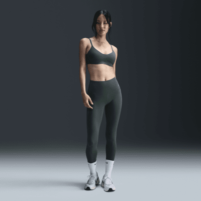 Brassière de sport rembourrée et convertible à maintien léger Nike Alate Minimalist pour femme