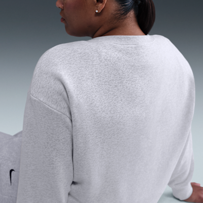 Nike Sportswear Club Fleece Women's Loose Crew-Neck Sweatshirt (Plus Size)