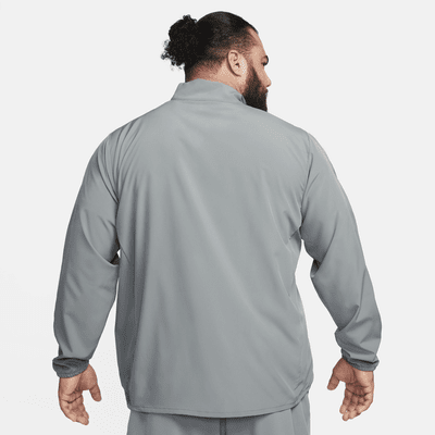 Chamarra versátil Dri-FIT para hombre Nike Form