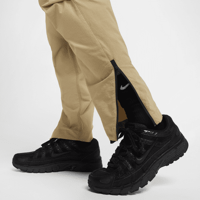 Męskie spodnie z tkaniny Nike Tech