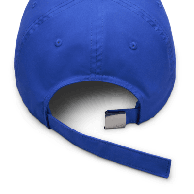 Nike Dri-FIT Club Gorra amb logotip Swoosh metal·litzat sense estructura