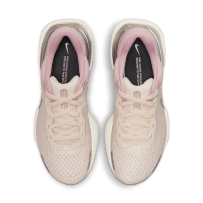 womens pink nike runners