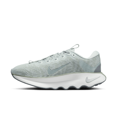 Nike Motiva Women's Walking Shoes