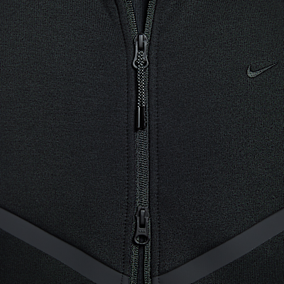 Nike Tech