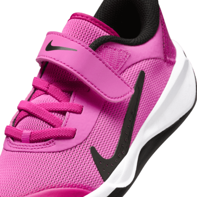 Nike Omni Multi-Court Younger Kids' Shoes