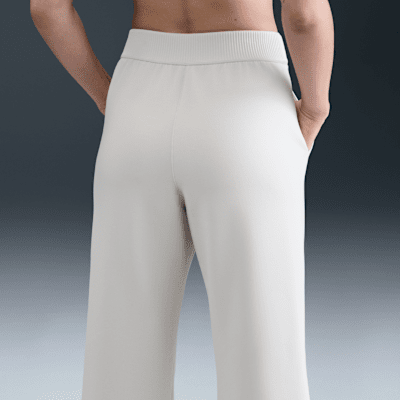 Nike 24.7 ImpossiblySoft Women's Dri-FIT High-Waisted Loose Flared Pants
