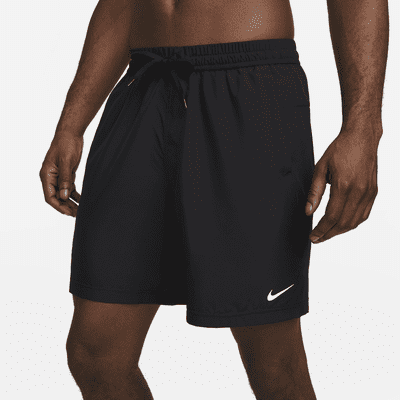 Nike Form Dri-FIT multifunctionele herenshorts zonder binnenbroek (18 cm)