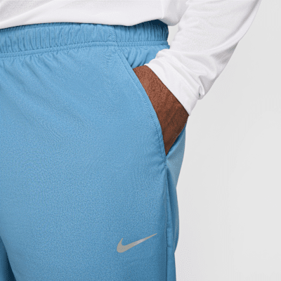 Pants Dri-FIT entallados versátiles para hombre Nike Form