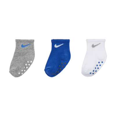 Nike Core Swoosh