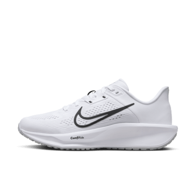 Tenis de correr en pavimento para mujer Nike Quest 6