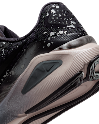 Nike Structure 26 SE