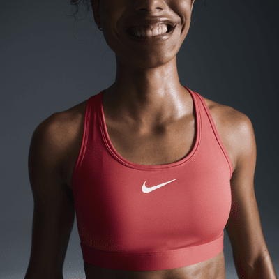 Brassière de sport rembourrée Nike Swoosh Medium Support pour femme