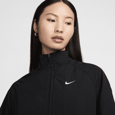 Chamarra de cierre completo repelente oversized para mujer Nike Sportswear Collection