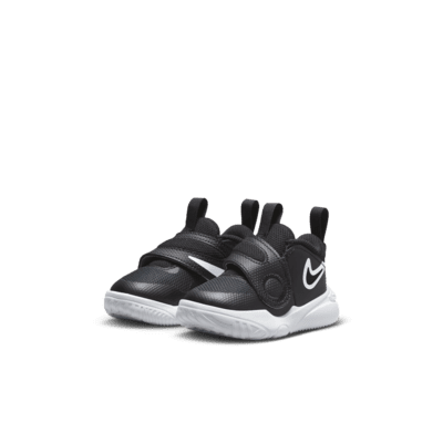 Nike Team Hustle D 11 Baby/Toddler Shoes. Nike IN