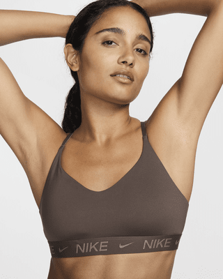 Женские  Nike Indy Light Support Padded Adjustable Sports Bra