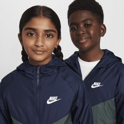 Veste à capuche déperlante Nike Sportswear Windrunner pour ado