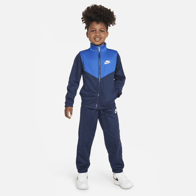 Nike Sportswear Lifestyle Essentials 2-Piece Set Little Kids Dri-FIT ...