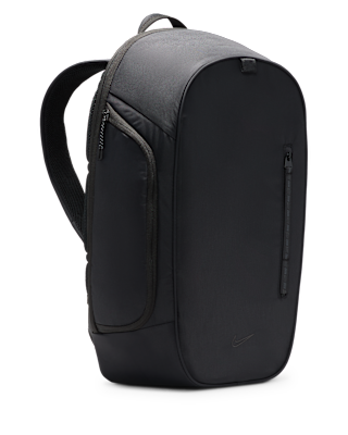 Nike Sportswear Commute 系列