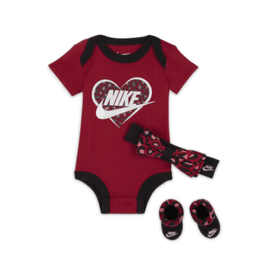 3-Piece Box Baby Set. Nike