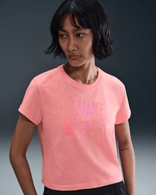 Женская футболка Nike Sportswear