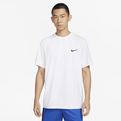 Camisola versátil de manga curta Dri-FIT UV Nike Hyverse para homem. Nike PT