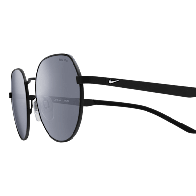 Nike Traveler Trend Mirrored Sunglasses