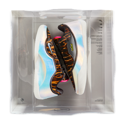 Basketbalové boty LeBron XXIII „Heat Wave“