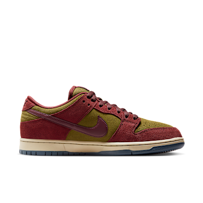 Nike SB Dunk Low Pro Skate Shoes