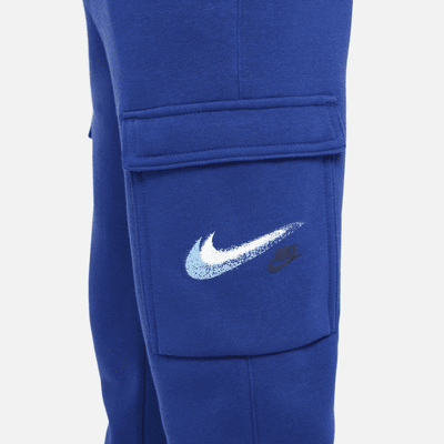 Nike Sportswear Fleece-Cargohose mit Grafik für ältere Kinder (Jungen)