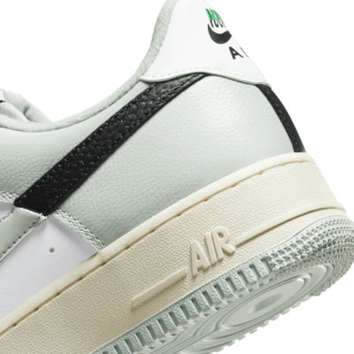 Nike Men's Air Force 1 Low '07 LV8 Split Casual Shoes