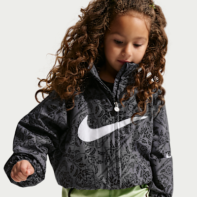 Chamarra de tejido Woven para niños talla pequeña Nike Club