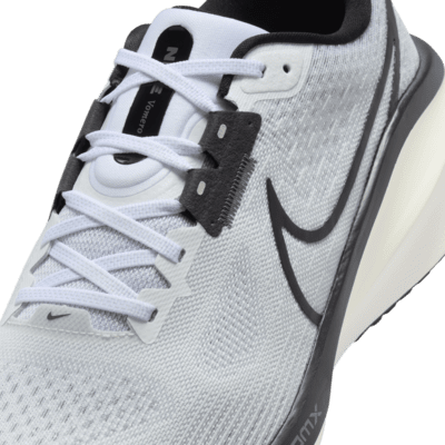 Tenis de correr en carretera para hombre (extraancho) Nike Vomero 17