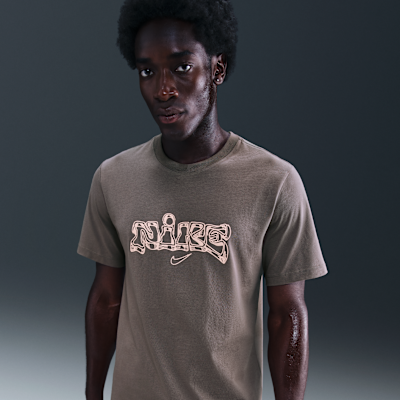Nike Men's T-Shirt
