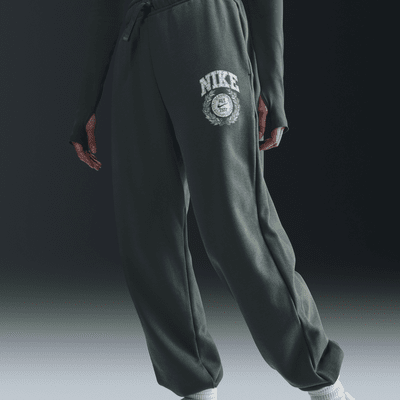 Nike Sportswear Club Fleece Women's Oversized Mid-Rise Tracksuit Bottoms