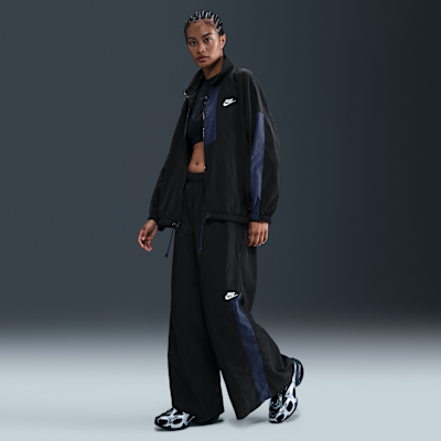 Nike Sportswear Women's Wide-Leg Woven Trousers