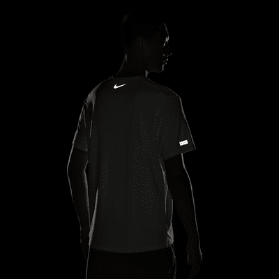 เสื้อวิ่งแขนสั้นผู้ชาย Dri-FIT UV Nike Miler Flash