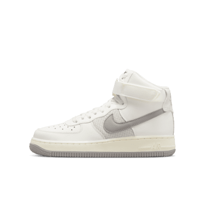 Calzado para niños talla grande Nike Air Force 1 High LE. Nike.com