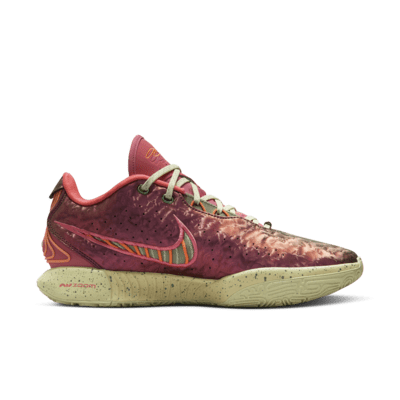 Chaussure de basket LeBron XXI « Queen Conch »