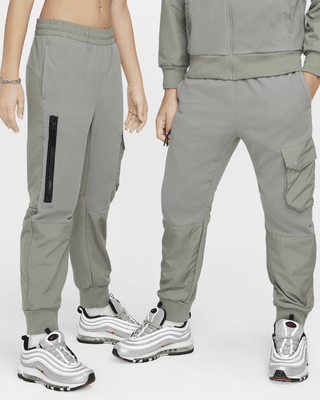 Подростковые  Nike Sportswear City Utility EasyOn Big Kids' Therma-FIT Winterized Pants