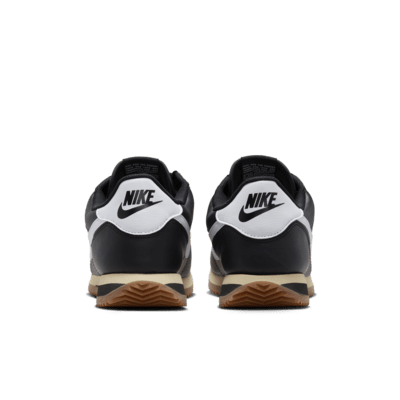 รองเท้าผู้ชาย Nike Cortez Leather