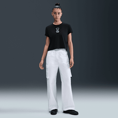 Nike Club Women's Cropped T-Shirt
