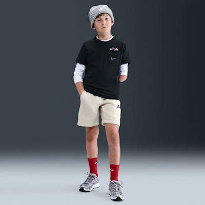 Nike Sportswear Older Kids' T-Shirt