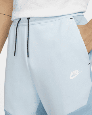 training nike tech fleece