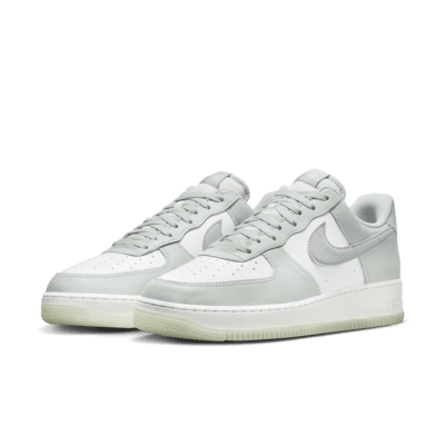 Calzado para hombre Nike Air Force 1 '07 LV8