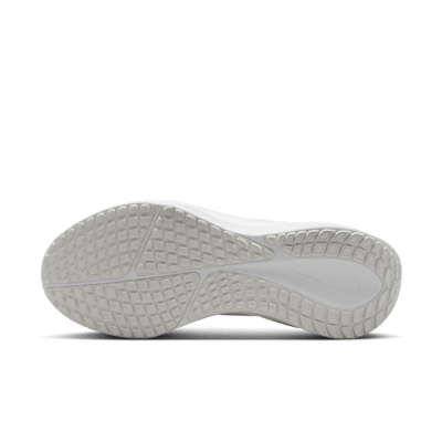 Tenis de correr en pavimento para hombre Nike Vomero 17